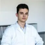 Dr. Matej Žnidarić