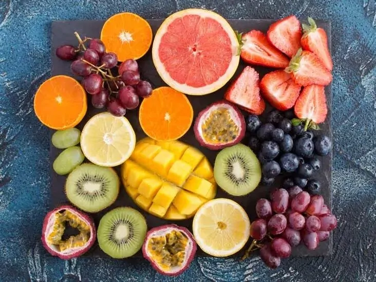 Pladanj voca bogatog prirodnim vitaminom c